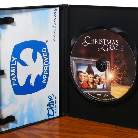 CHRISTMAS GRACE DVD Ryan-Iver Klann, Tim Kaiser, Ann Filippis, Rebekah Cook - Picture 5 of 5